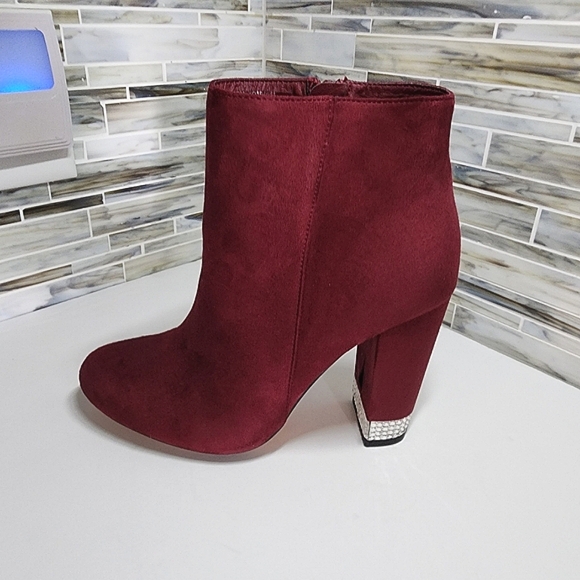 XOXO Boots - Picture 4 of 5